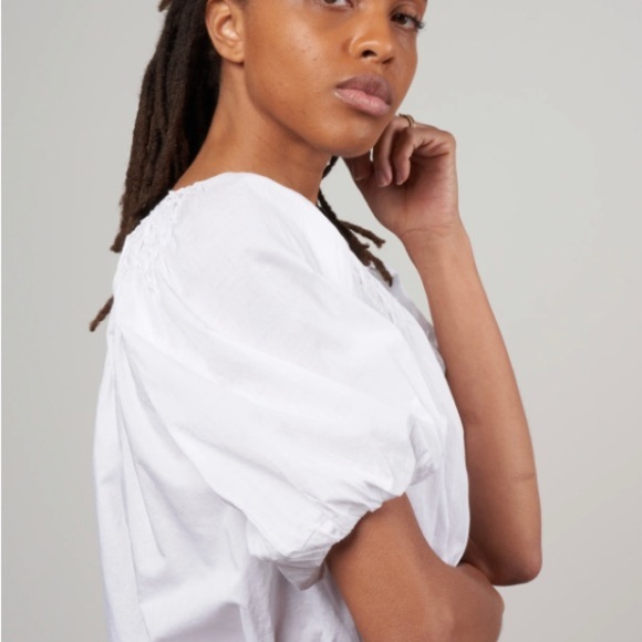 Elegant White Women's Top - Picture 2 of 4